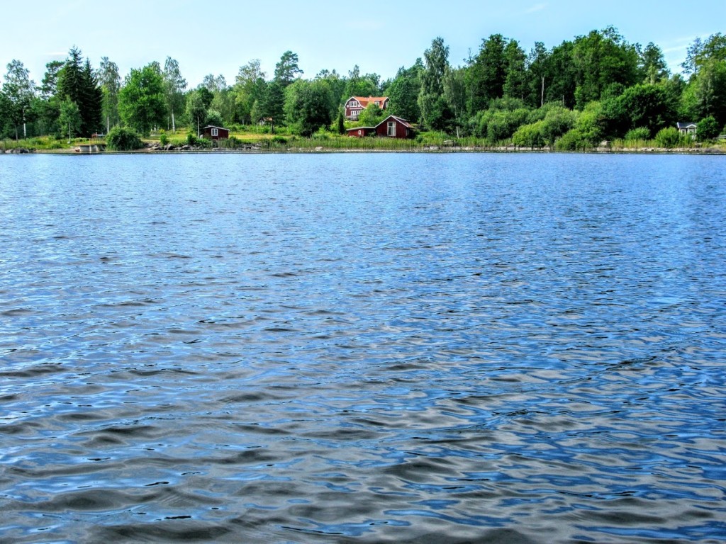 Smålunda set ude fra søen